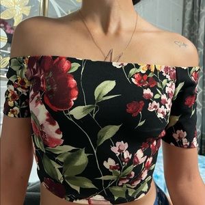 Floral Off-Shoulder Crop Top